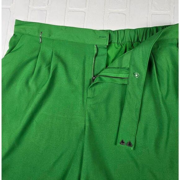 Future Collective Green Shorts Size 2 - Picture 3 of 3